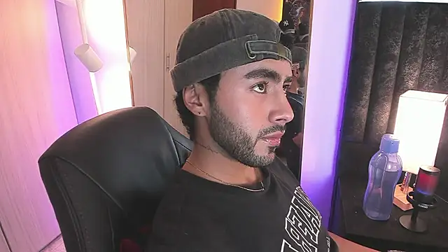 ItsMeEros online show from March 2026 10:25:01 PM