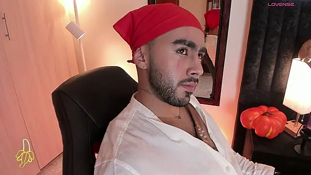 Snapshot of ItsMeEros chatting on October 2025 10:52:01 PM ItsMeEros online show from October 2025 10:52:01 PM