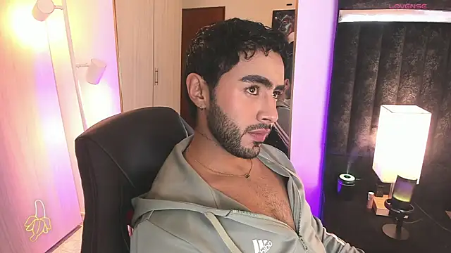 ItsMeEros online show from February 2026 09:47:02 PM