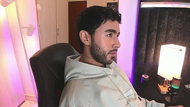 ItsMeEros online show from February 2026 11:11:01 PM