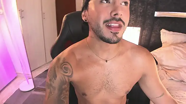 ItsMeEros online show from April 2026 11:44:01 PM