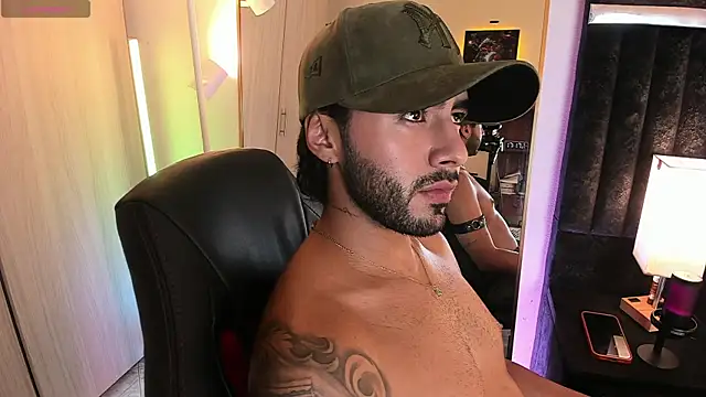 ItsMeEros online show from May 2026 10:17:01 PM
