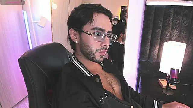 ItsMeEros online show from April 2026 10:11:01 PM