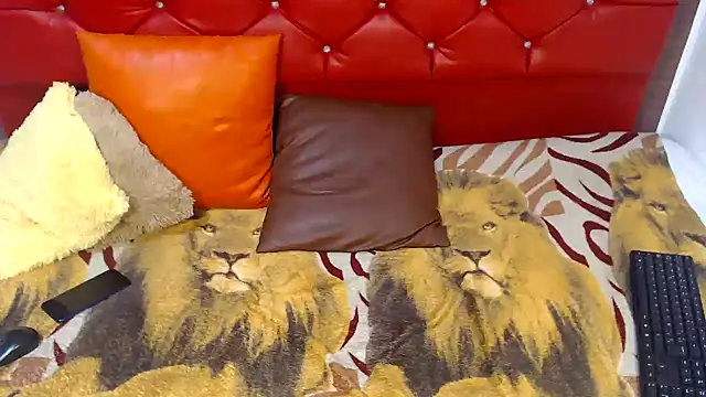 dirtydolltsx online show from February 2026 09:58:01 PM