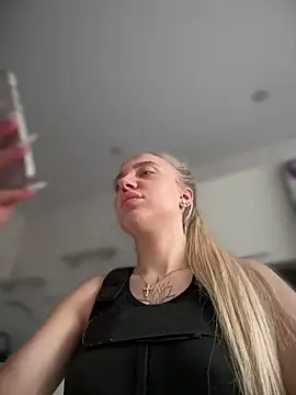 Snapshot of pinkstar_ chatting on September 2025 07:15:02 AM pinkstar online show from September 2025 07:15:02 AM