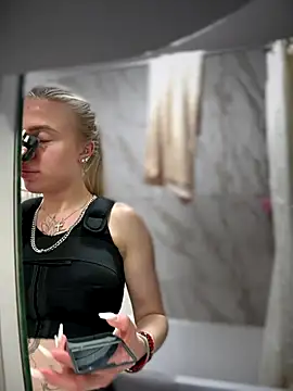 Snapshot of pinkstar_ chatting on October 2025 07:43:02 AM pinkstar online show from October 2025 07:43:02 AM