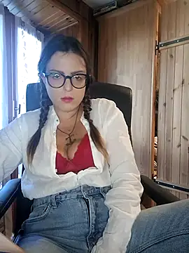 dolcehelena993 online show from September 2025 12:32:02 PM