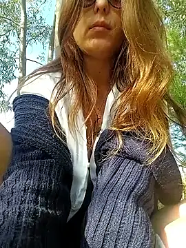 dolcehelena993 online show from October 2025 08:37:01 AM