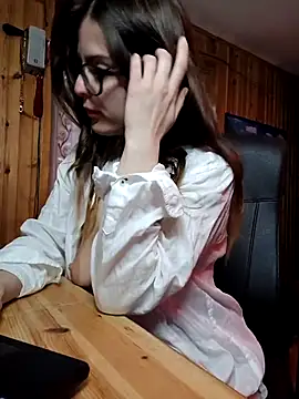 dolcehelena993 online show from March 2025 12:42:02 PM