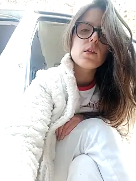 dolcehelena993 online show from November 2025 09:58:02 AM