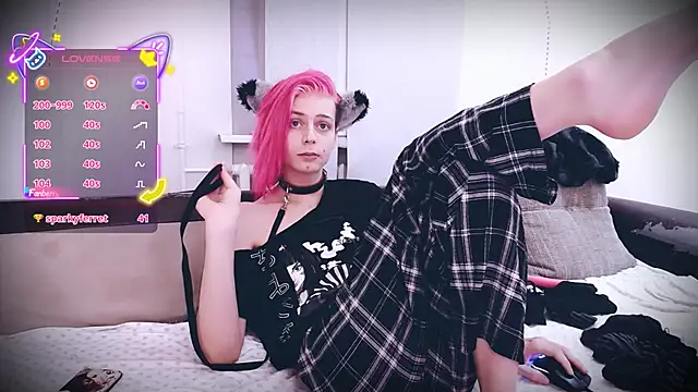 Littlepinkcat online show from December 2025 04:03:02 AM