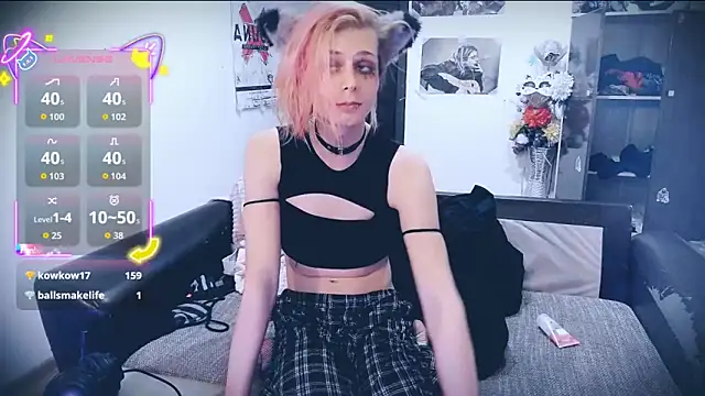 Littlepinkcat online show from September 2025 10:38:02 PM