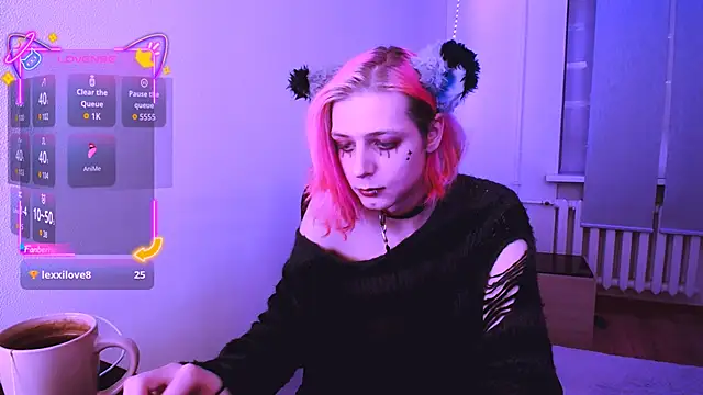 Littlepinkcat online show from February 2026 05:32:01 PM