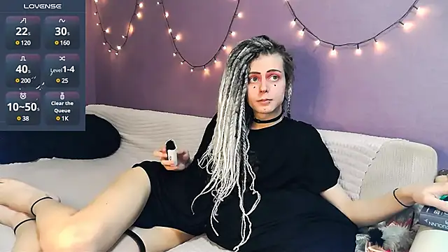 Littlepinkcat online show from March 2025 06:11:01 PM