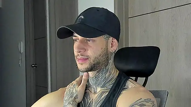  jamesleandros1 online show from September 2025 02:22:02 AM