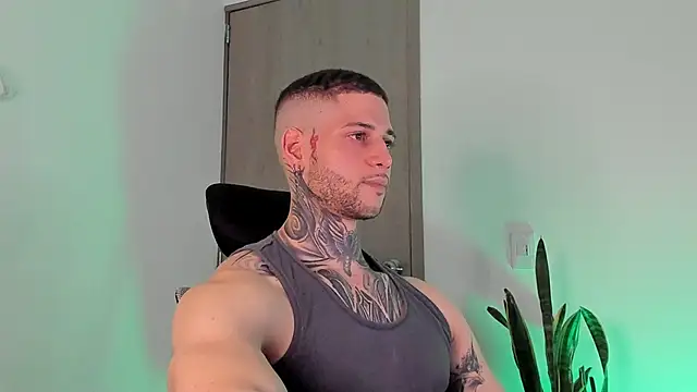  jamesleandros1 online show from February 2026 04:07:01 AM