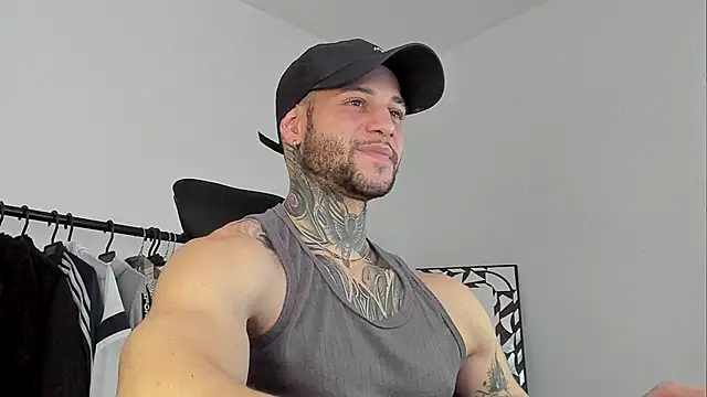  jamesleandros1 online show from October 2025 07:04:02 PM