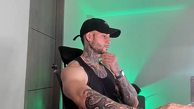  jamesleandros1 online show from May 2026 02:44:02 AM