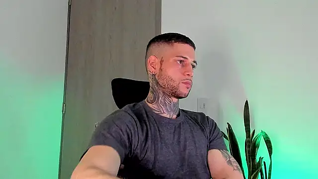  jamesleandros1 online show from February 2026 03:04:02 AM