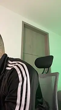  jamesleandros1 online show from March 2026 06:31:01 PM