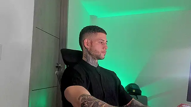  jamesleandros1 online show from June 2026 03:51:01 AM