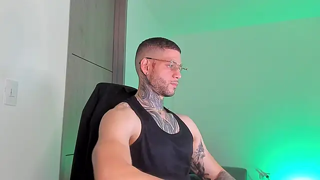  jamesleandros1 online show from March 2026 04:13:01 AM