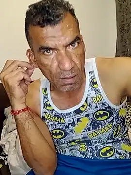 Snapshot of Daddy1972 chatting on January 2025 12:28:01 AM Daddy1972 online show from January 2025 12:28:01 AM