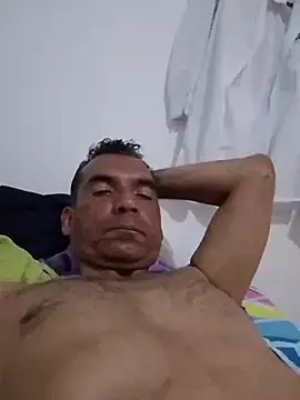 Snapshot of Daddy1972 chatting on June 2026 09:34:01 PM Daddy1972 online show from June 2026 09:34:01 PM