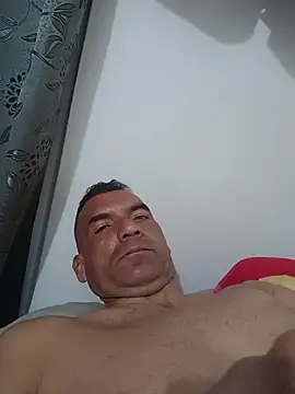 Snapshot of Daddy1972 chatting on October 2025 09:15:02 PM Daddy1972 online show from October 2025 09:15:02 PM