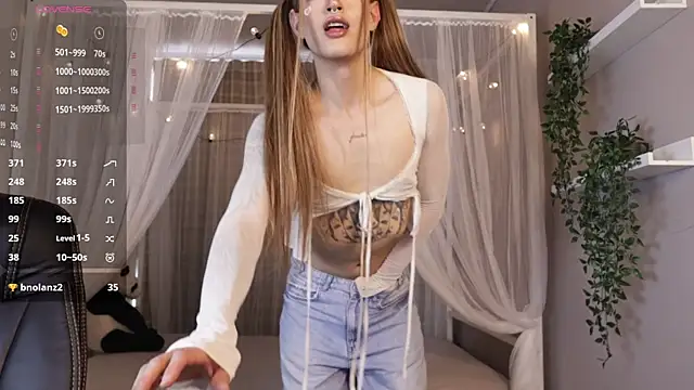 julesbennet online show from May 2026 08:57:01 PM
