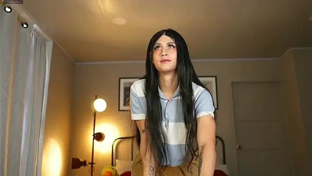 julesbennet online show from March 2025 01:45:01 PM