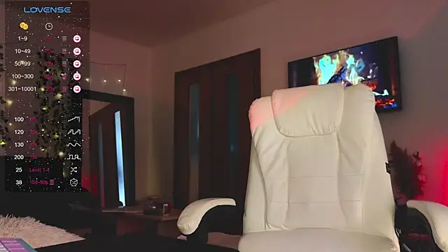 Snapshot of Juliette_Sunshine chatting on February 2025 04:36:01 AM Juliette Sunshine online show from February 2025 04:36:01 AM