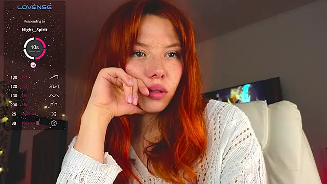 Snapshot of Juliette_Sunshine chatting on February 2025 04:03:01 AM Juliette Sunshine online show from February 2025 04:03:01 AM