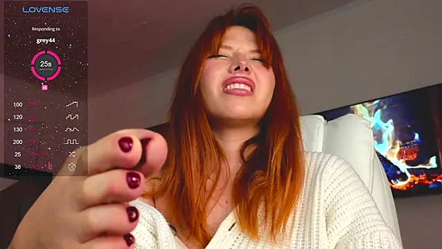 Snapshot of Juliette_Sunshine chatting on January 2025 01:33:01 AM Juliette Sunshine online show from January 2025 01:33:01 AM