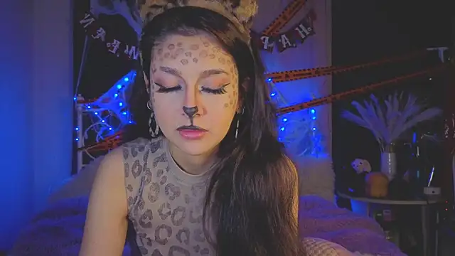 Funny Bunny online show from November 2025 01:21:02 AM