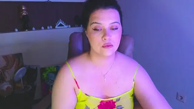 Snapshot of Malika_uAngel chatting on May 2026 07:44:02 PM Malika uAngel online show from May 2026 07:44:02 PM