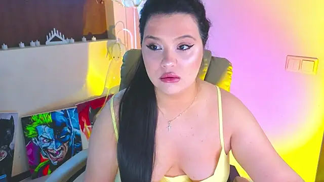 Snapshot of Malika_uAngel chatting on May 2026 11:18:02 PM Malika uAngel online show from May 2026 11:18:02 PM