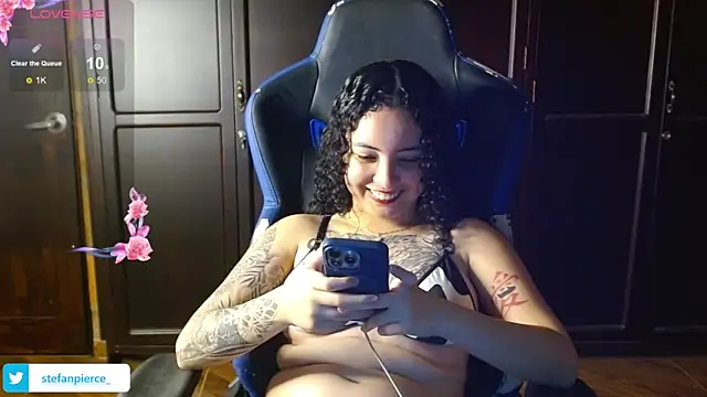 jaydensalvatore  online show from March 2026 10:47:02 PM