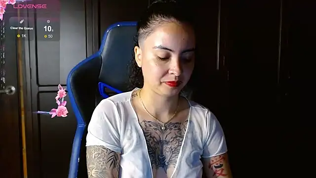 jaydensalvatore  online show from November 2025 10:02:01 PM