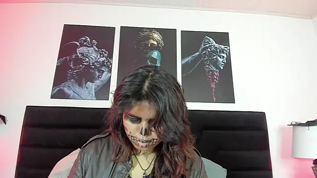 SabinaMerchetti online show from October 2025 01:40:02 AM