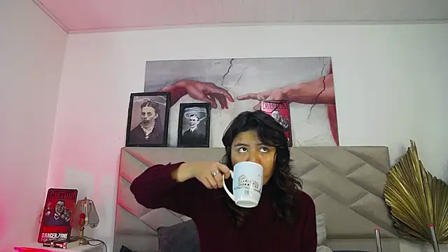 SabinaMerchetti online show from October 2025 02:47:01 AM