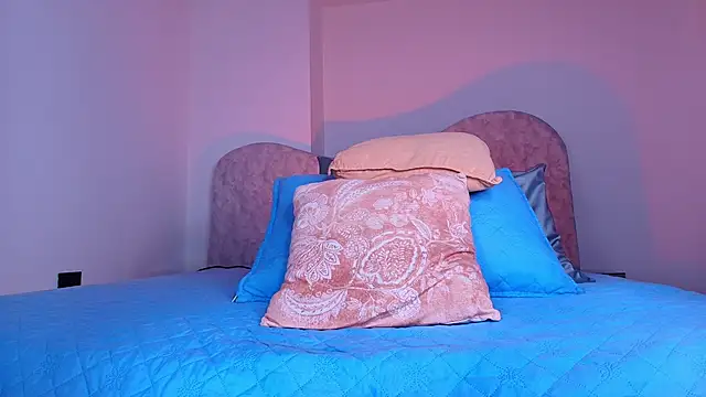 naomi kyse online show from May 2026 03:12:01 AM