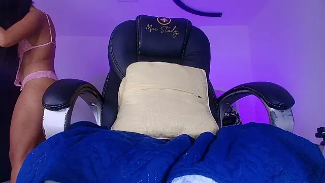 naomi kyse online show from March 2026 03:09:02 AM