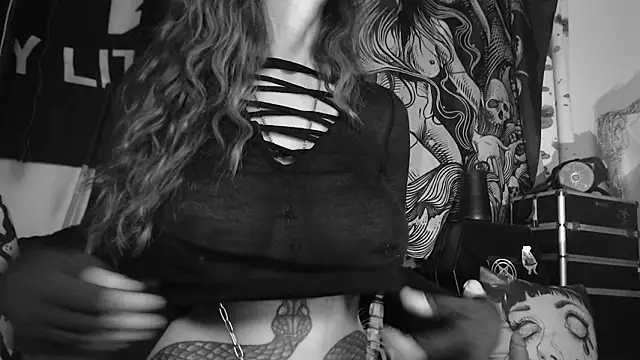 Silentmary online show from February 2026 02:02:01 PM