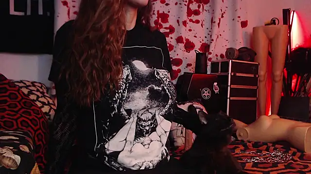 Silentmary online show from October 2025 12:33:01 AM