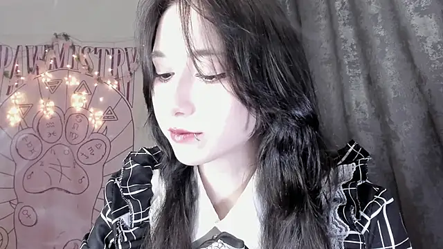 Snapshot of Holy420lolii chatting on October 2025 03:35:01 PM Holy420lolii online show from October 2025 03:35:01 PM
