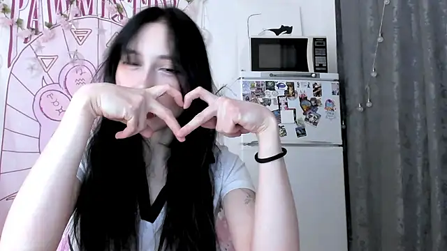 Holy420lolii online show from March 2026 05:50:01 PM