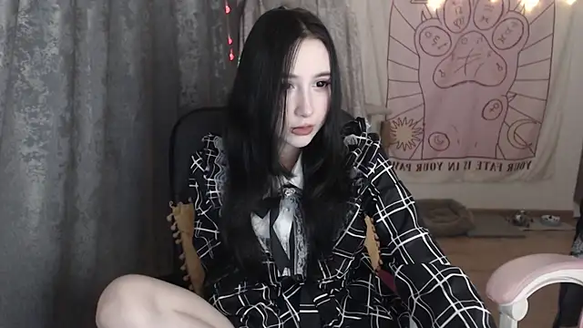 Snapshot of Holy420lolii chatting on January 2025 06:12:02 PM Holy420lolii online show from January 2025 06:12:02 PM