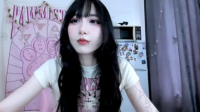 Holy420lolii online show from June 2026 03:13:02 PM