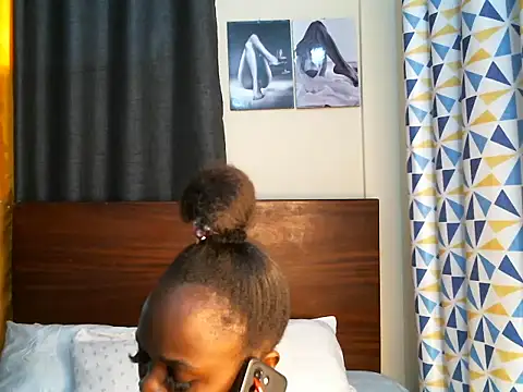 Snapshot of pay_tience chatting on June 2026 07:36:01 AM pay tience online show from June 2026 07:36:01 AM